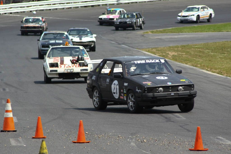Illustration for article titled The 24 Hours Of LeMons New England 2009 Über Gallery, Part 2